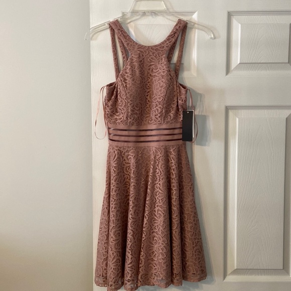 City Studio Dresses & Skirts - City Studio 👗 size 1 brand new with tag color mauve bust 26” long 32”